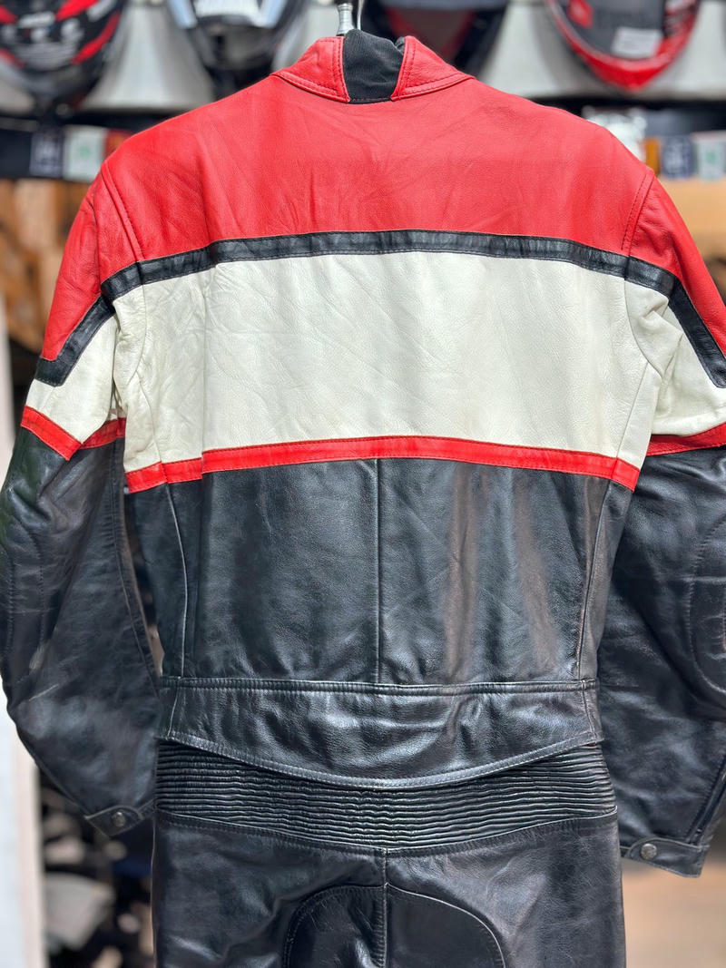 DAINESE 2 Piece Leather Motorcycle Suit RS-Size-L - Image 6