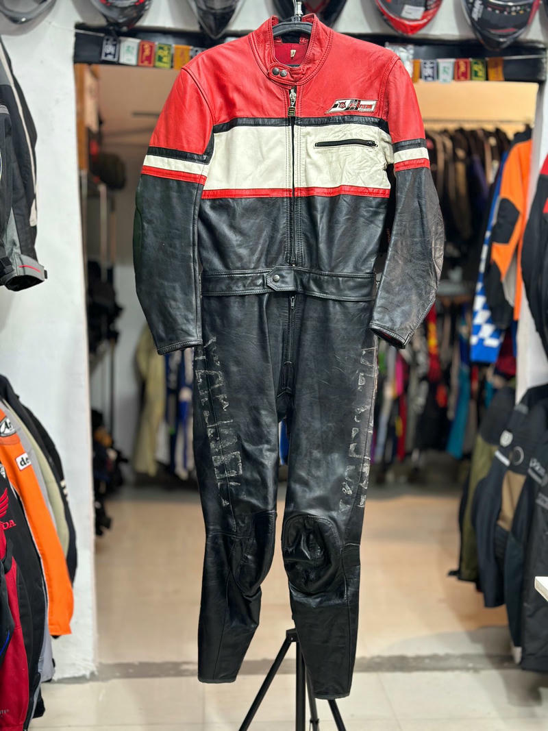 DAINESE 2 Piece Leather Motorcycle Suit RS-Size-L