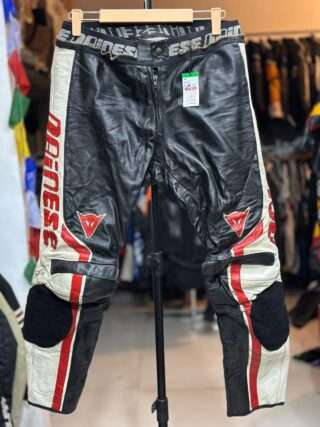 DAINESE LEATHER RIDING PANT With Level 2 Protection SIZE 36 WAIST