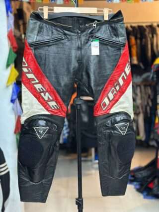DAINESE LEATHER RIDING PANT With Level 2 Protection SIZE 36 WAIST