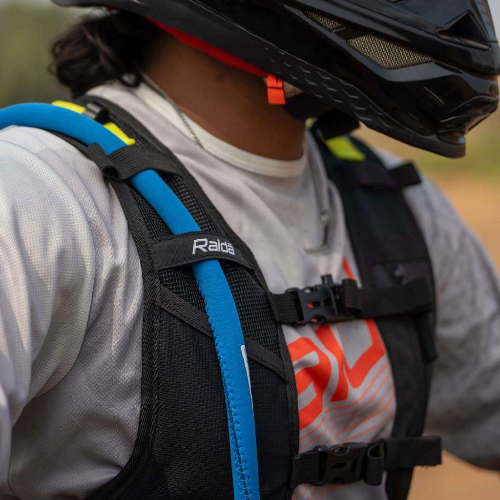 Raida Hydration Bag with 2L BPA-Free Bladder - Image 5