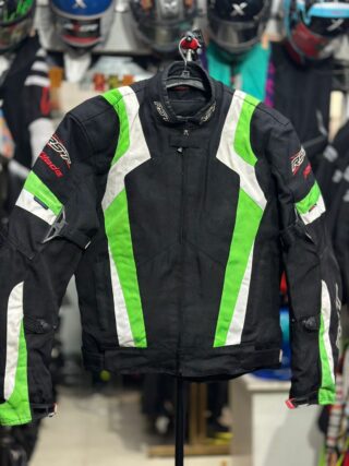 RST RIDING JACKET WITH LEVEL 2 PROTECTION SIZE L (42 Chest)