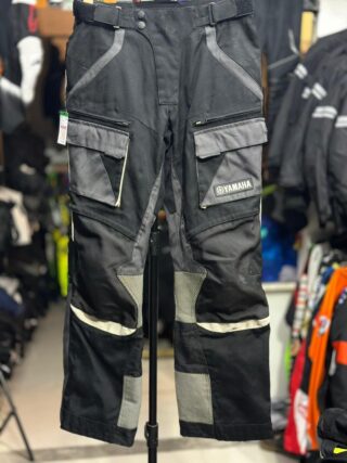 YAMAHA TOURING RIDING PANT WITH LEVEL 2 PROTECTION SIZE 32 WAIST