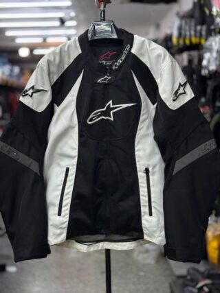 ALPINES STAR RIDING JACKET WITH LVL 2 PROTECTION SIZE 3XL ( 48 Chest)