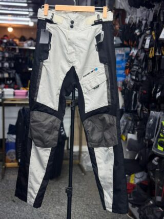 SPADA TOURING RIDING PANT WITH LEVEL 2 PROTECTION SIZE 30 WAIST