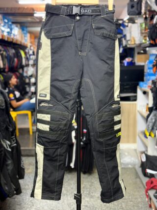 POLO BY ROAD RIDING PANT WITH LEVEL 2 PROTECTION SIZE 28 WAIST