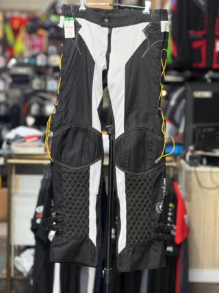 SCORPION RIDING PANT WITH LEVEL 2 PROTECTION SIZE 34 WAIST