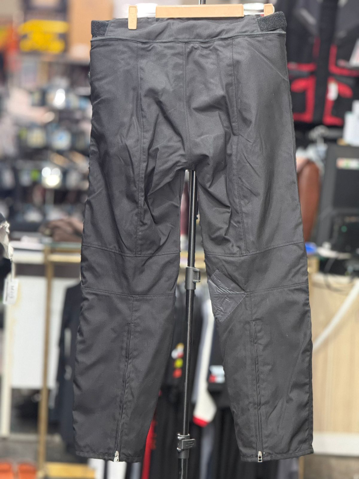 DAINESE TOURING RIDING PANT WITH LEVEL 2 PROTECTION SIZE 38 Waist - Image 2