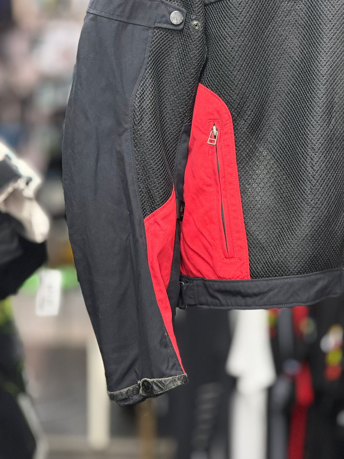 DAINESE MESH RIDING JACKET WITH LEVEL 2 PROTECTION SIZE 2XL Chest 44-46 - Image 4