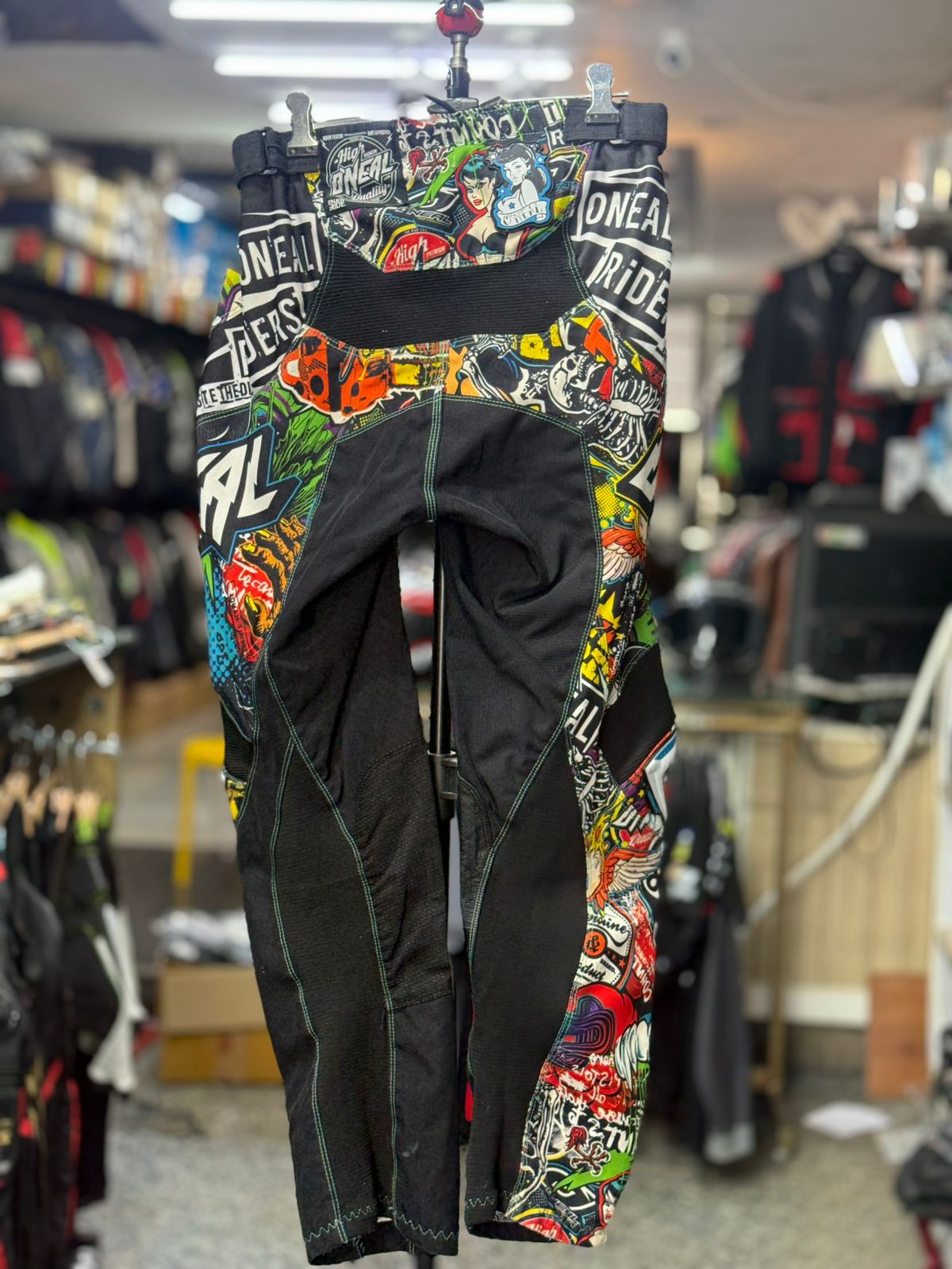 ONEAL MX PANT SIZE- 28 Waist - Image 3