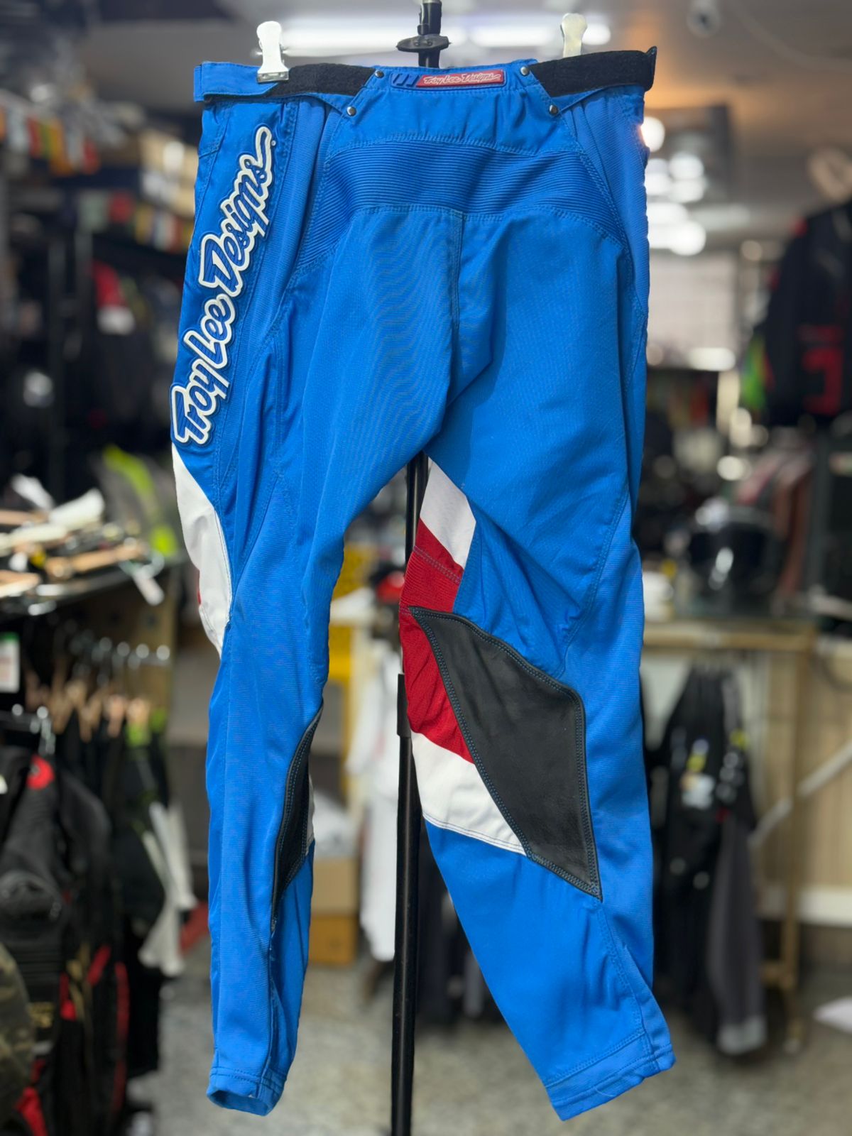 TROY-LEE MX PANT SIZE- 28 Waist - Image 3