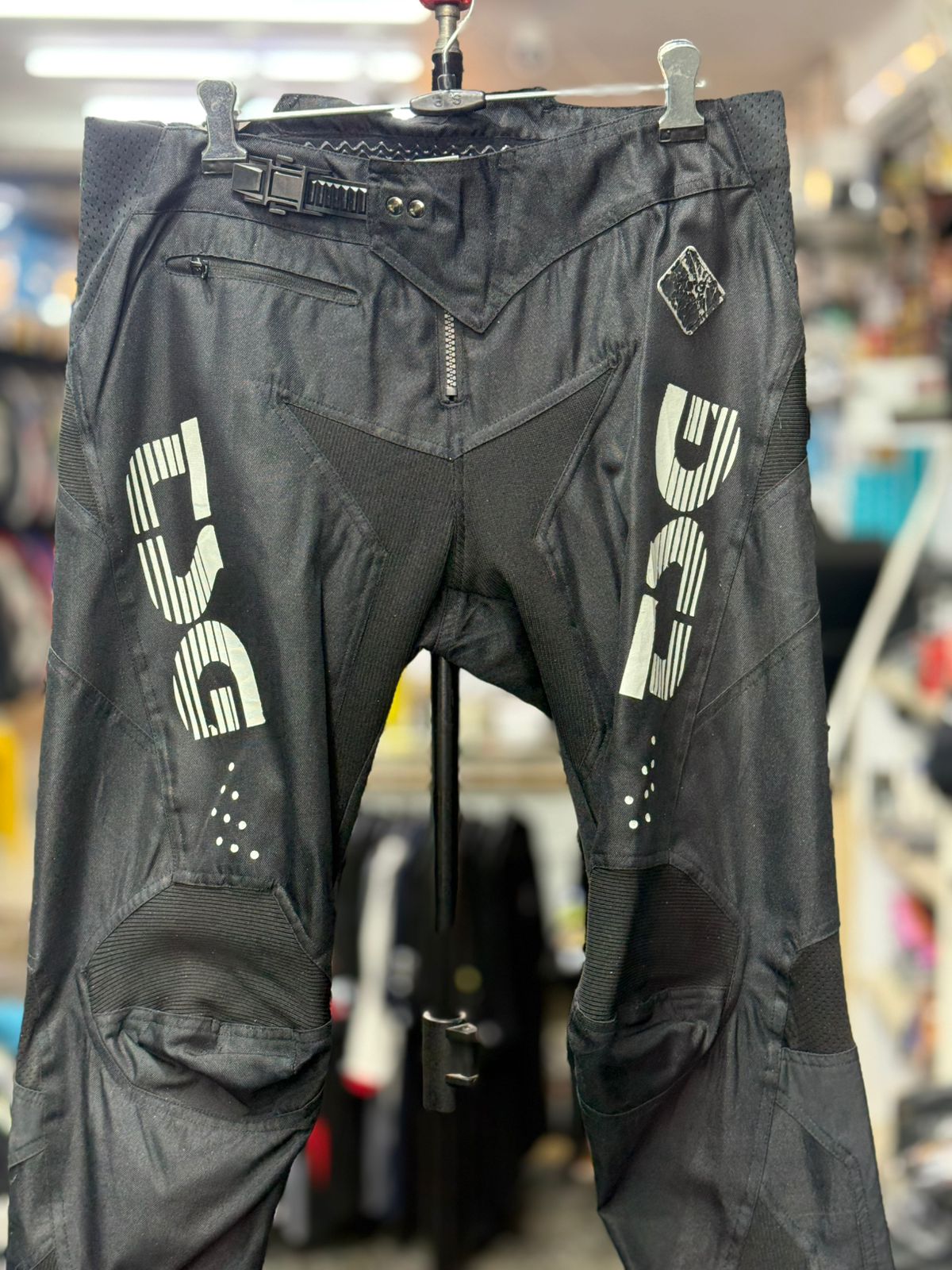 DG MX PANT SIZE- 30 Waist - Image 2