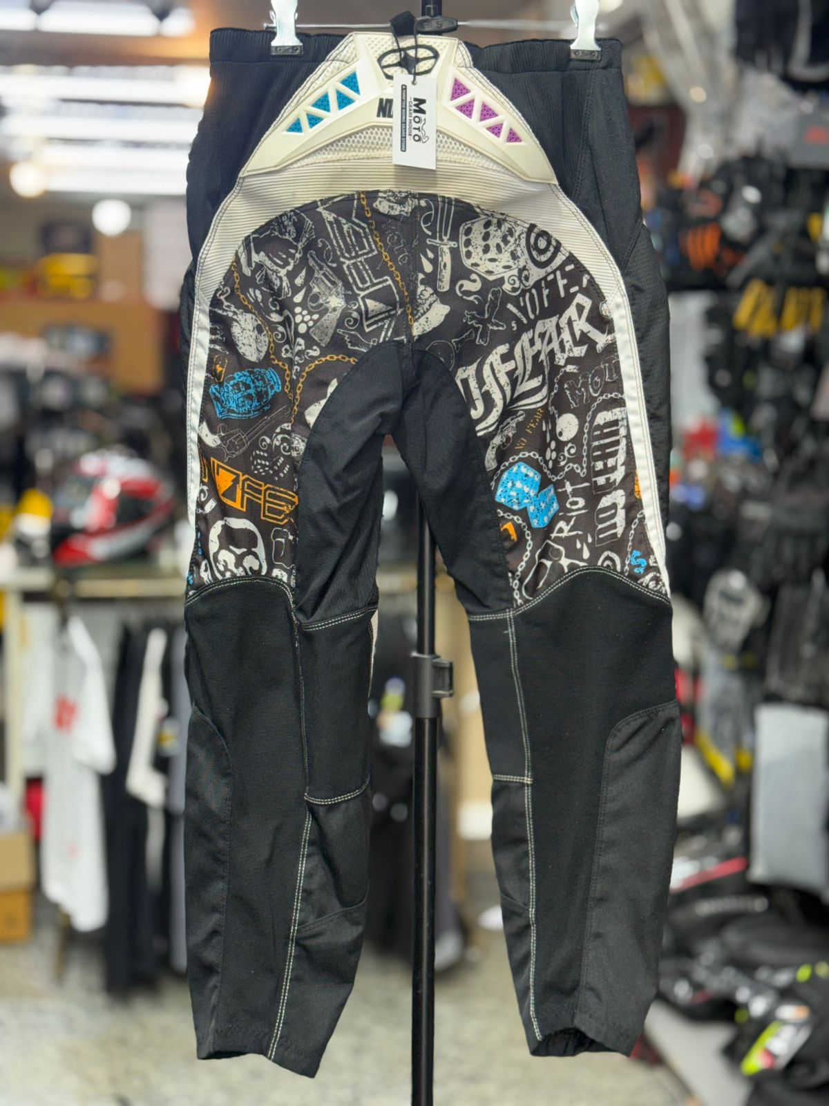 NO FEAR MX PANT SIZE- 30 Waist - Image 5