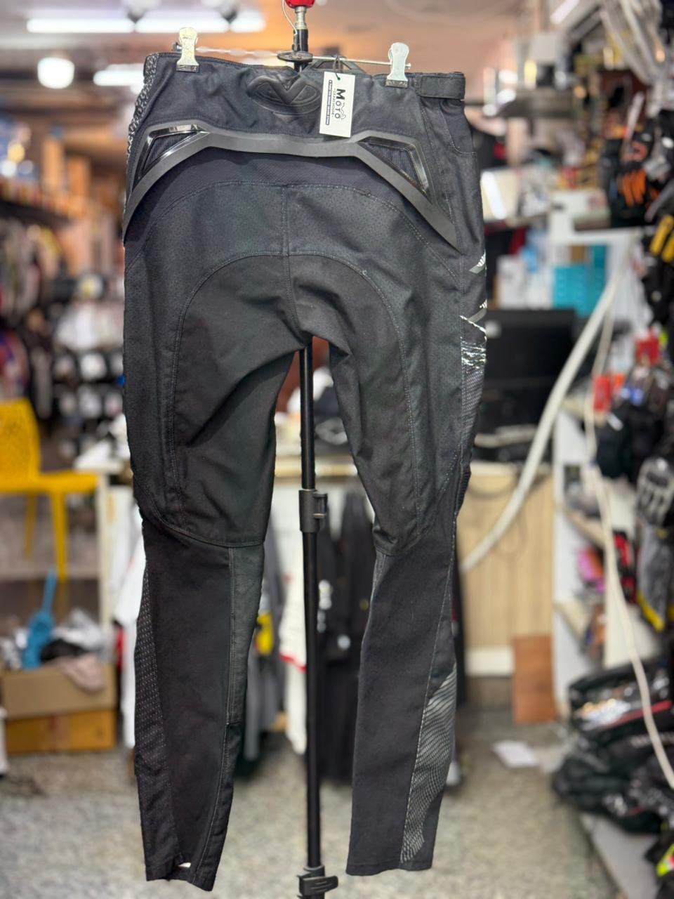 MX PANT SIZE- 32 Waist - Image 3