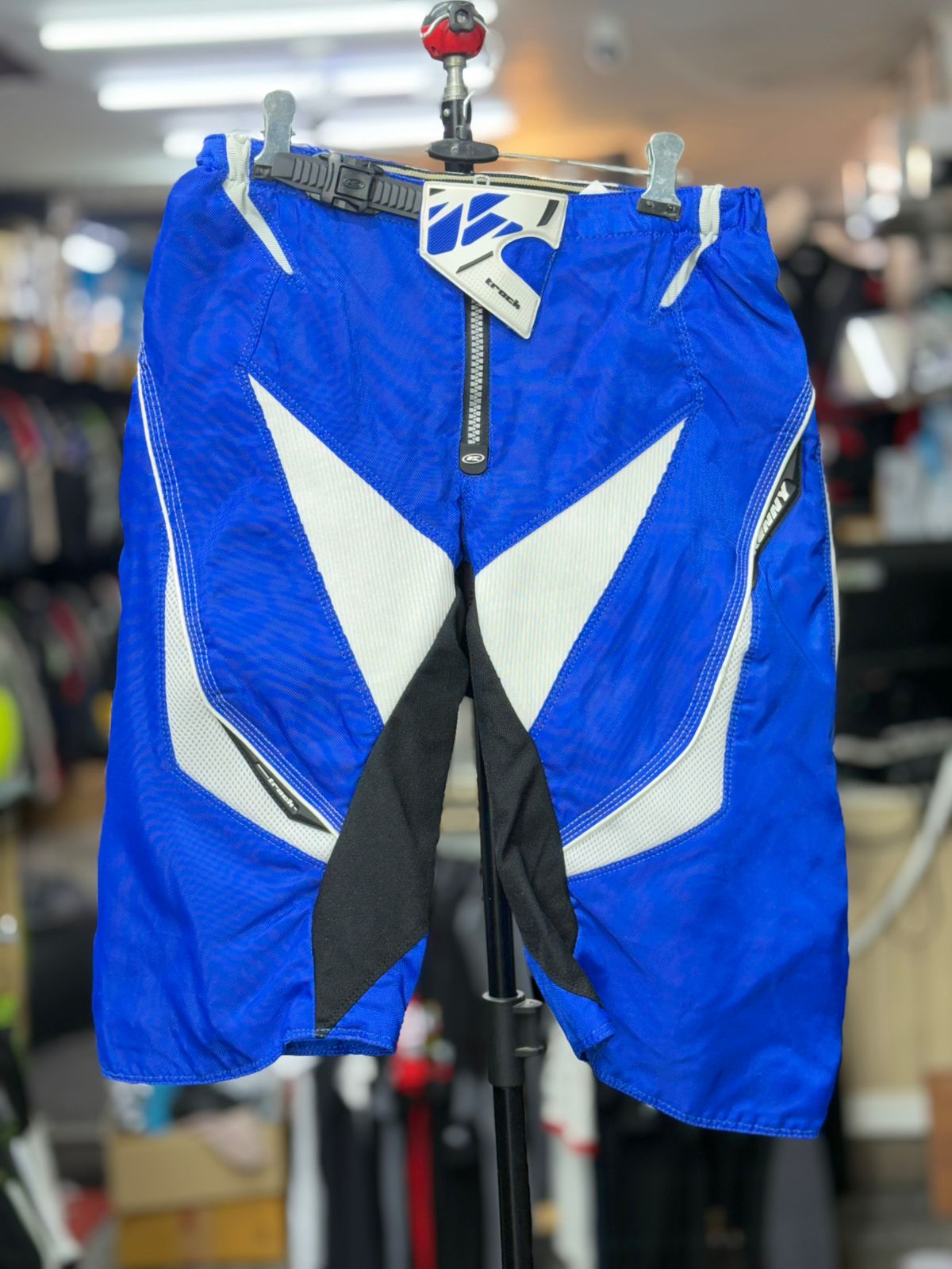 KENNY MX SHORT PANT SIZE- 32 Waist