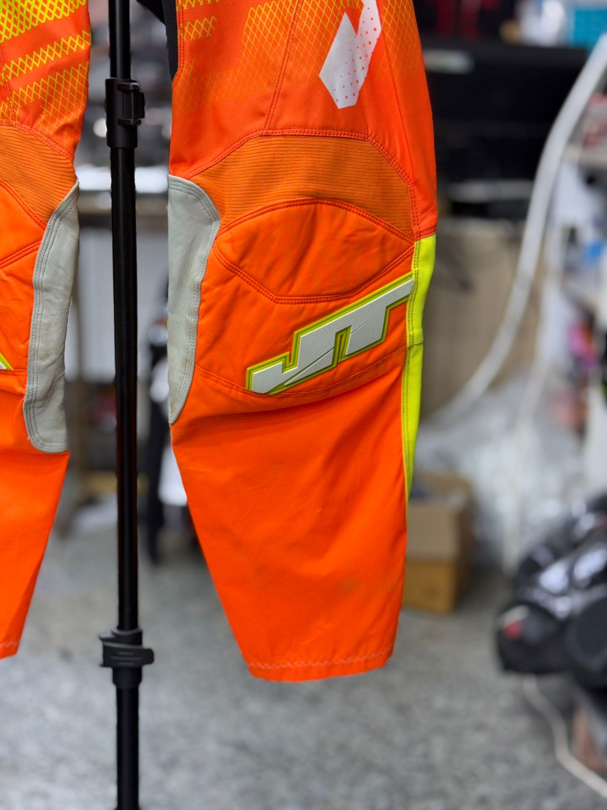 JT RACING MX PANT SIZE- 36 Waist - Image 5