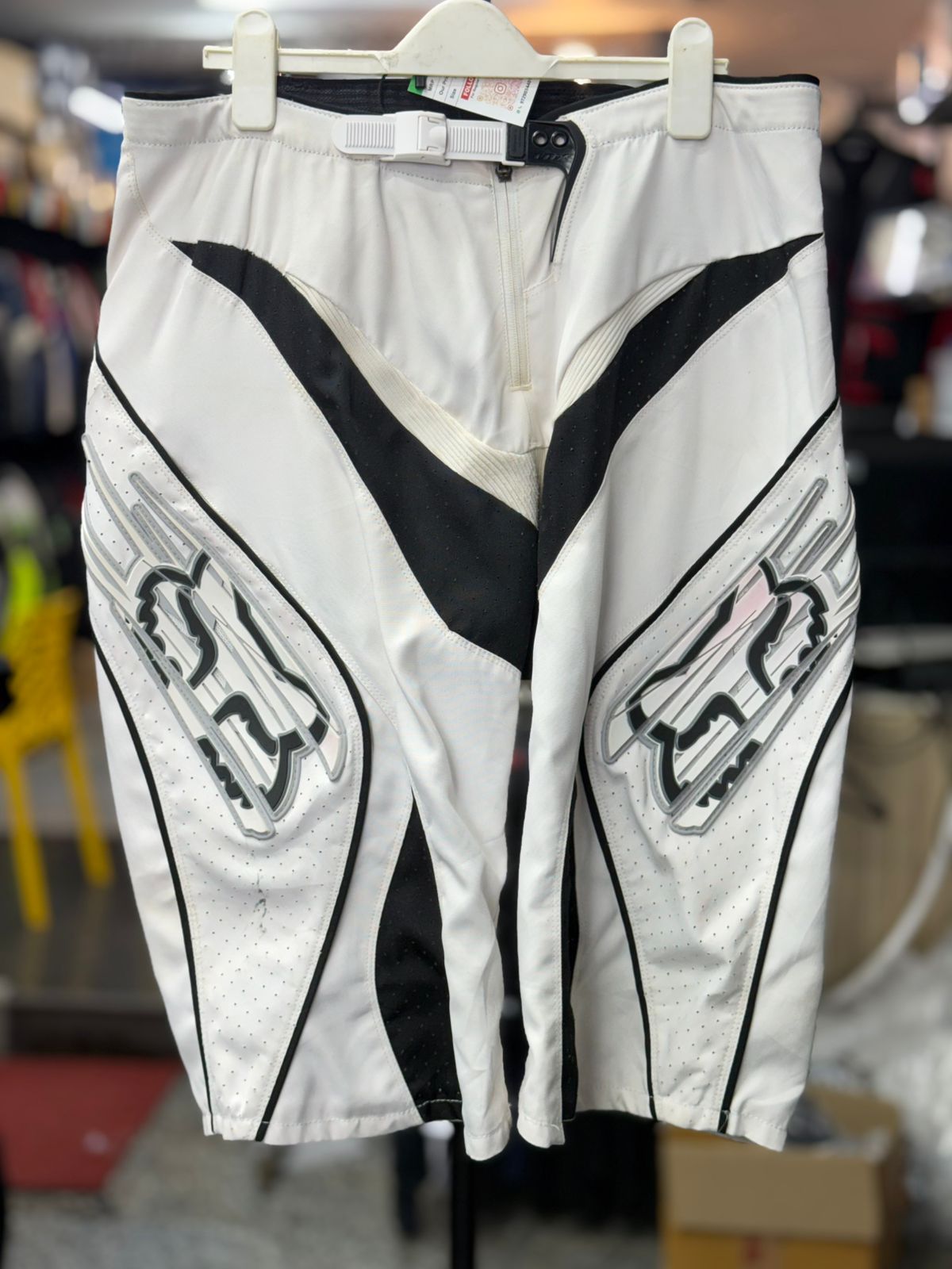 FOX MX SHORT SIZE- 36 Waist