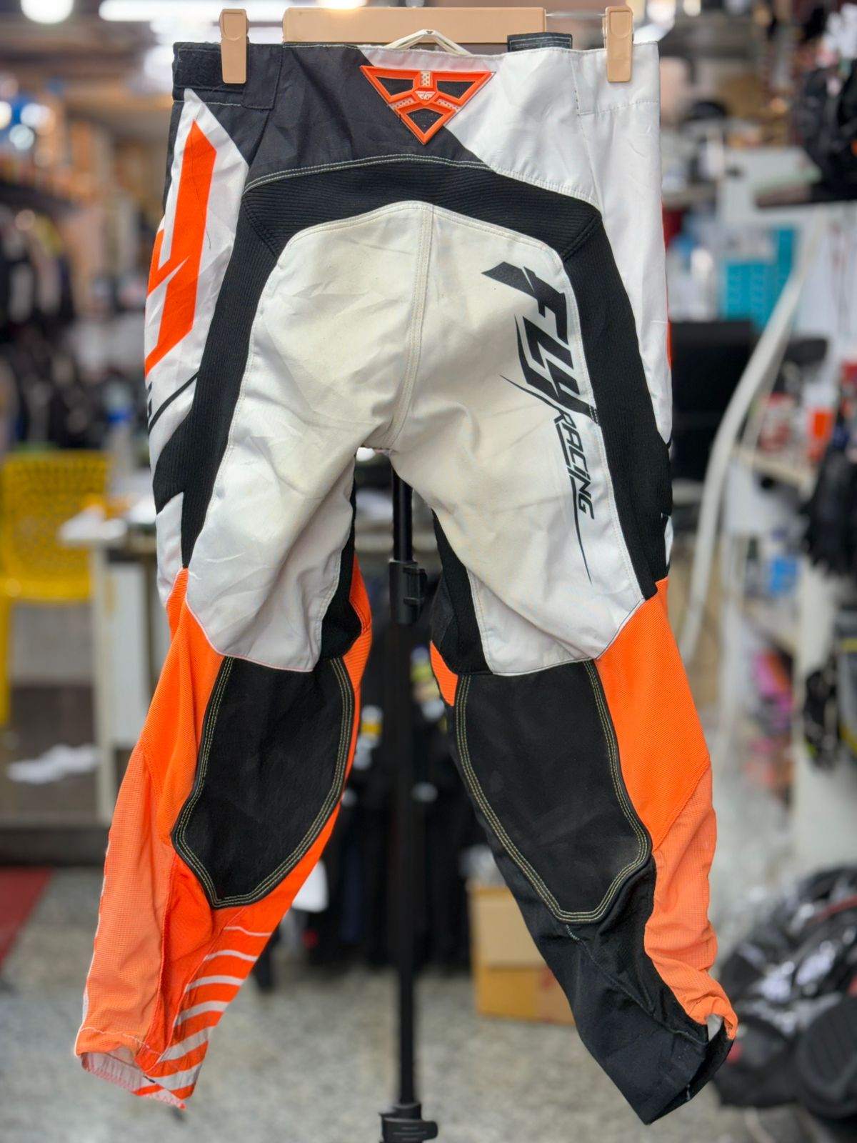 FLY RACING MX PANT SIZE- 34 Waist - Image 6