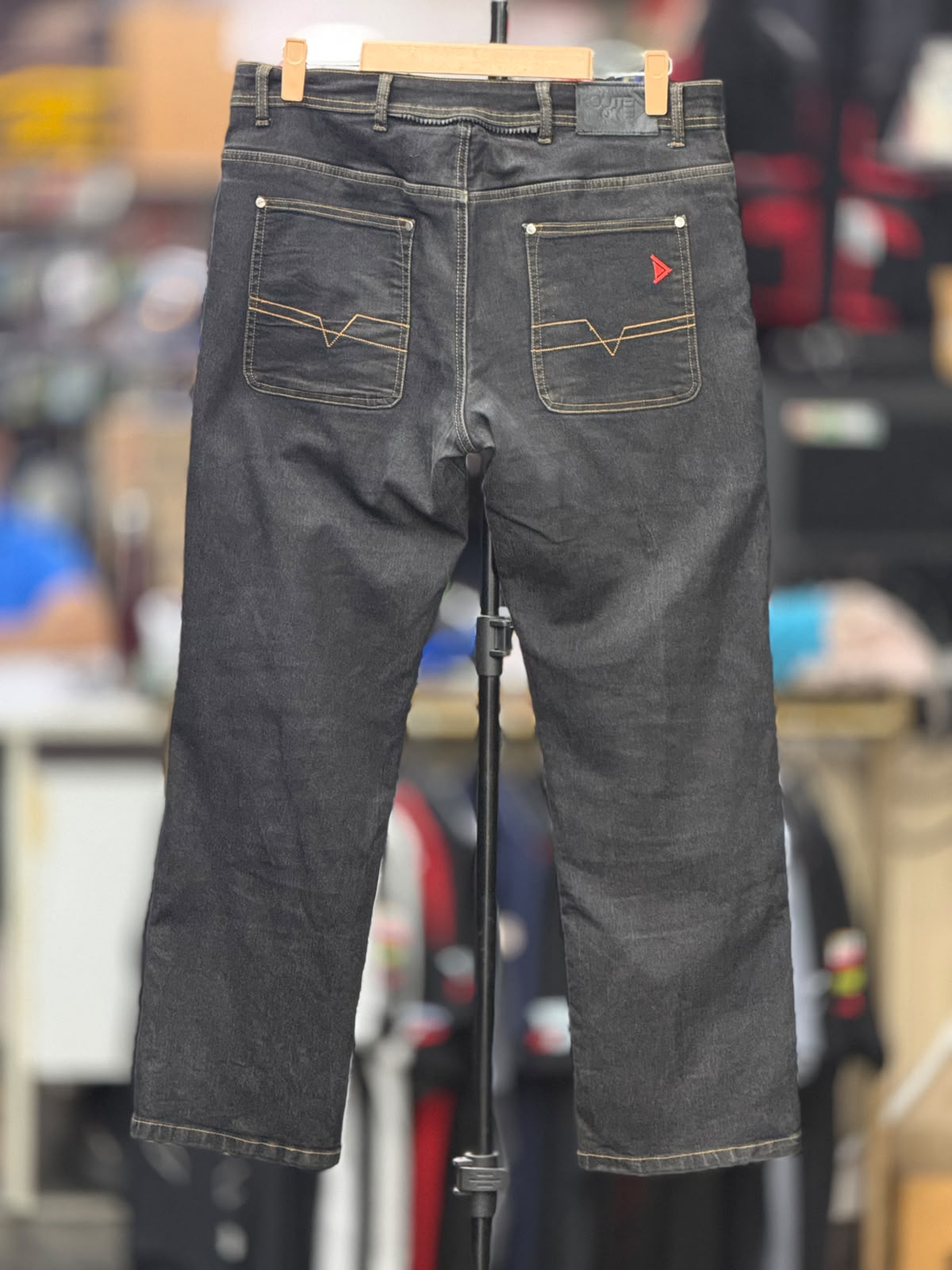 ROUTE ONE RIDING DENIM RIDING PANT WITH LEVEL 2 PROTECTION SIZE 34 WAIST - Image 5