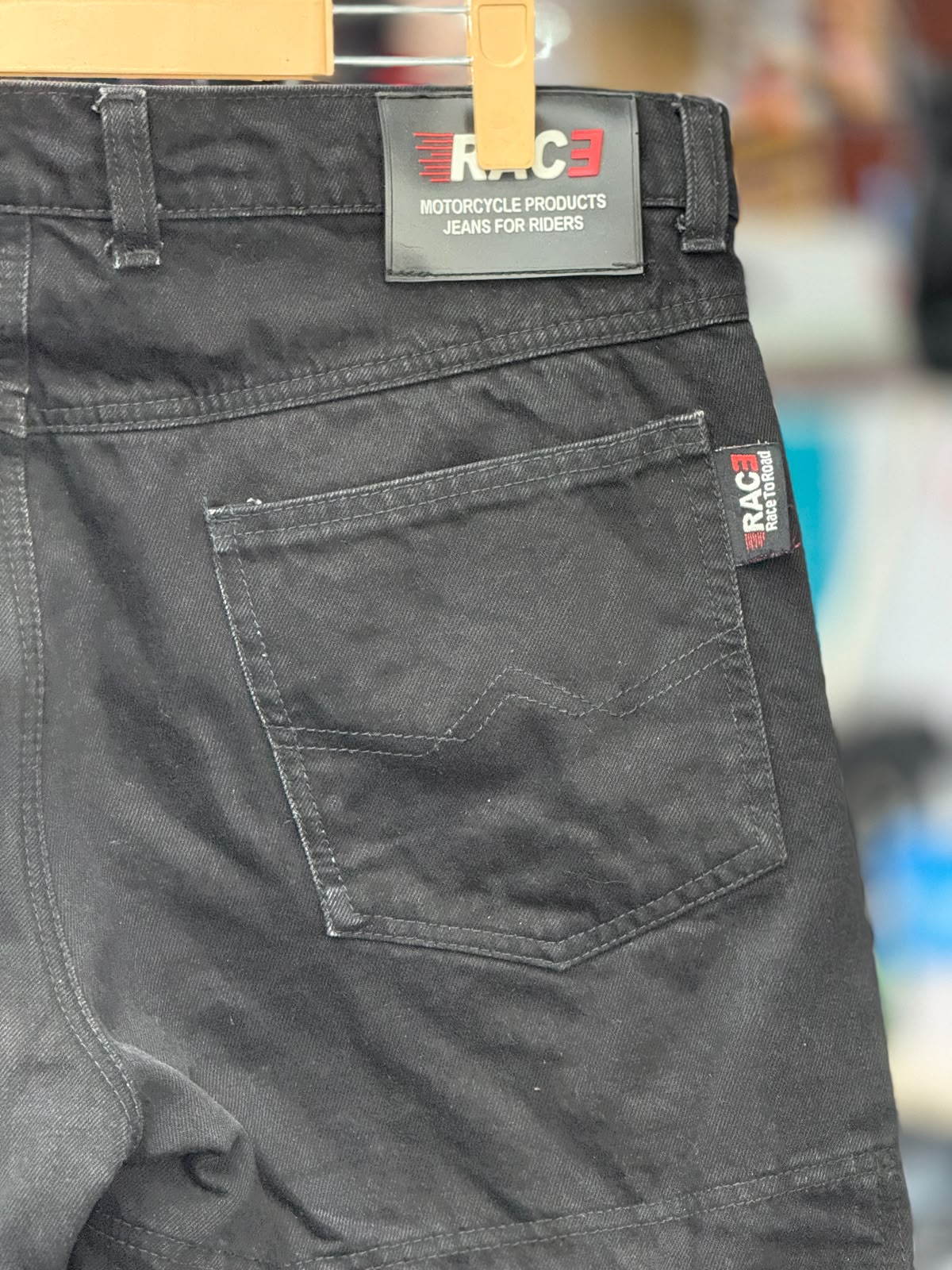 RACE RIDING DENIM RIDING PANT WITH LEVEL 2 PROTECTION SIZE 38 WAIST - Image 4