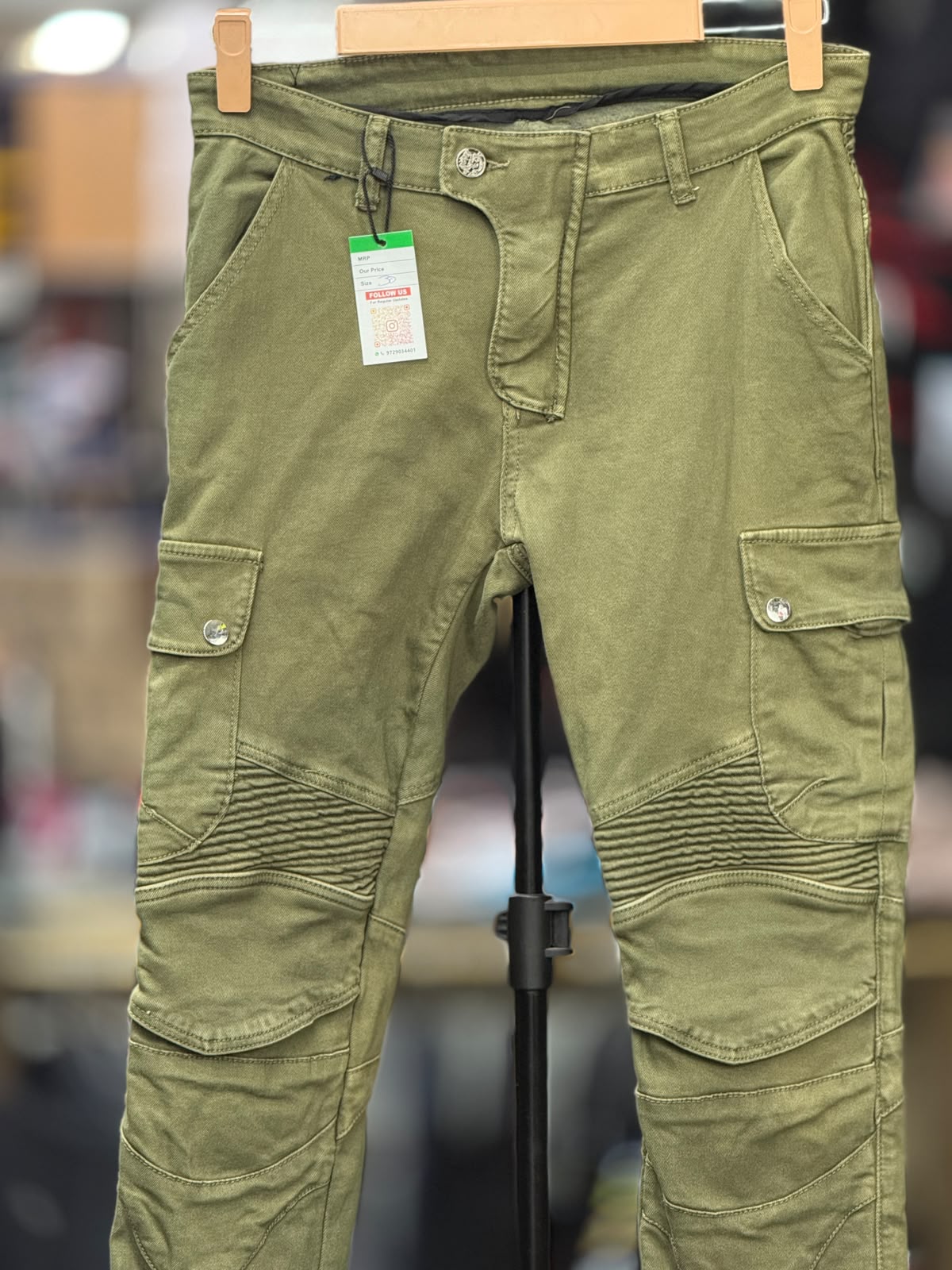 LONG RIDERS RIDING DENIM RIDING PANT WITH LEVEL 2 PROTECTION SIZE 30 WAIST - Image 2