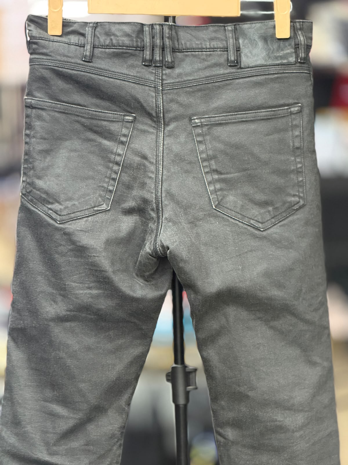BULL IT RIDING DENIM RIDING PANT WITH LEVEL 2 PROTECTION SIZE 30 WAIST - Image 4
