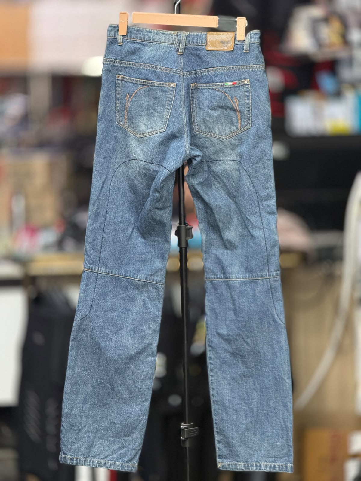 VANUCCI RIDING DENIM RIDING PANT WITH LEVEL 2 PROTECTION SIZE 30 WAIST - Image 5