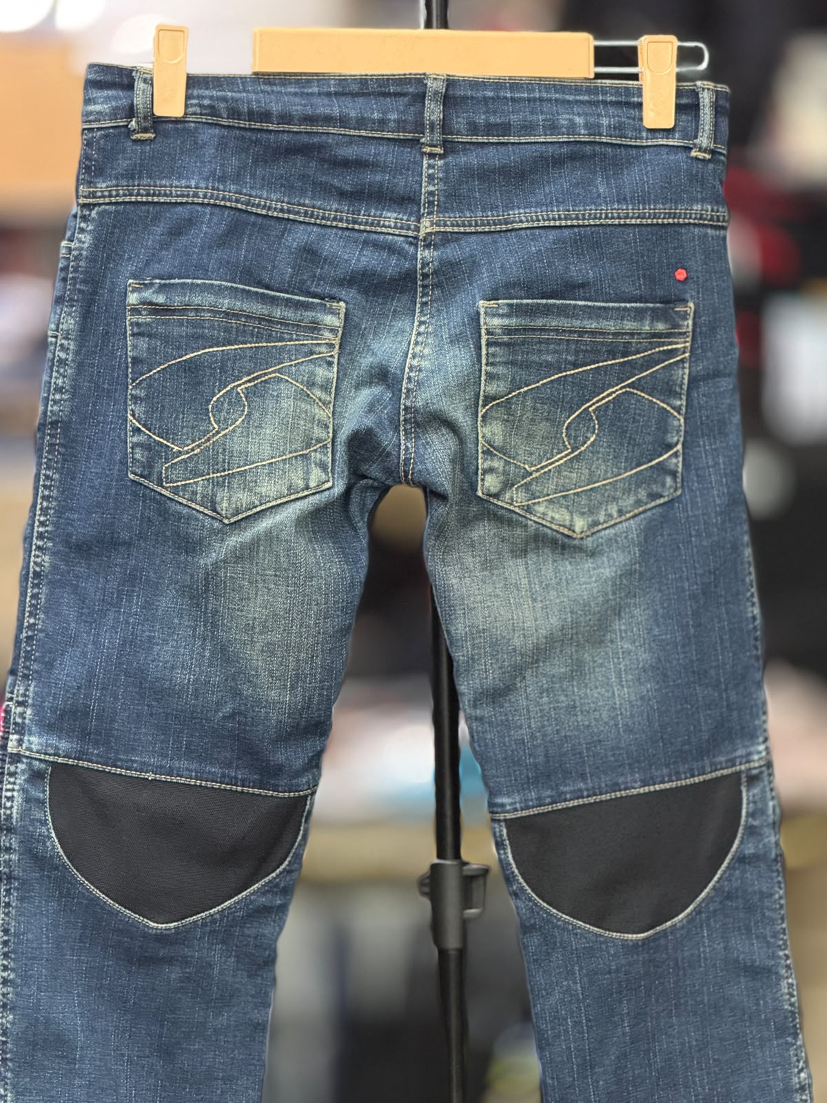 SPYKE RIDING DENIM RIDING PANT WITH LEVEL 2 PROTECTION SIZE 30 WAIST - Image 4
