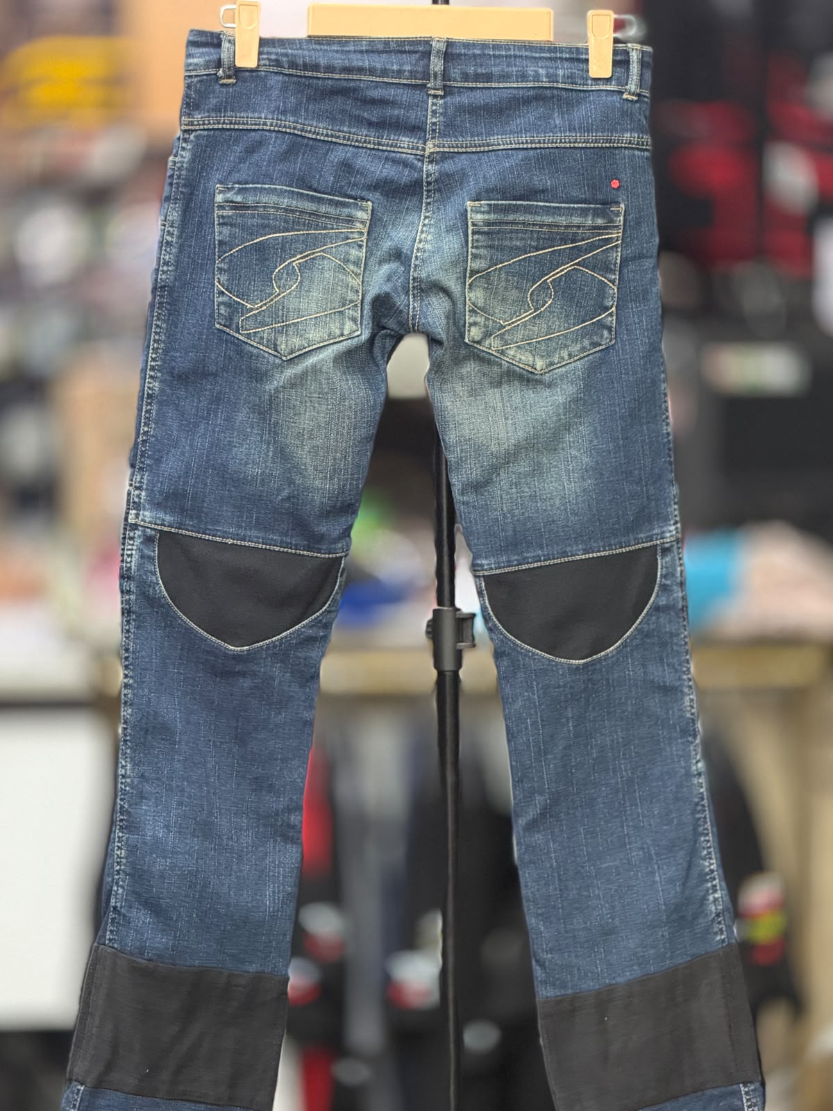 SPYKE RIDING DENIM RIDING PANT WITH LEVEL 2 PROTECTION SIZE 30 WAIST - Image 5
