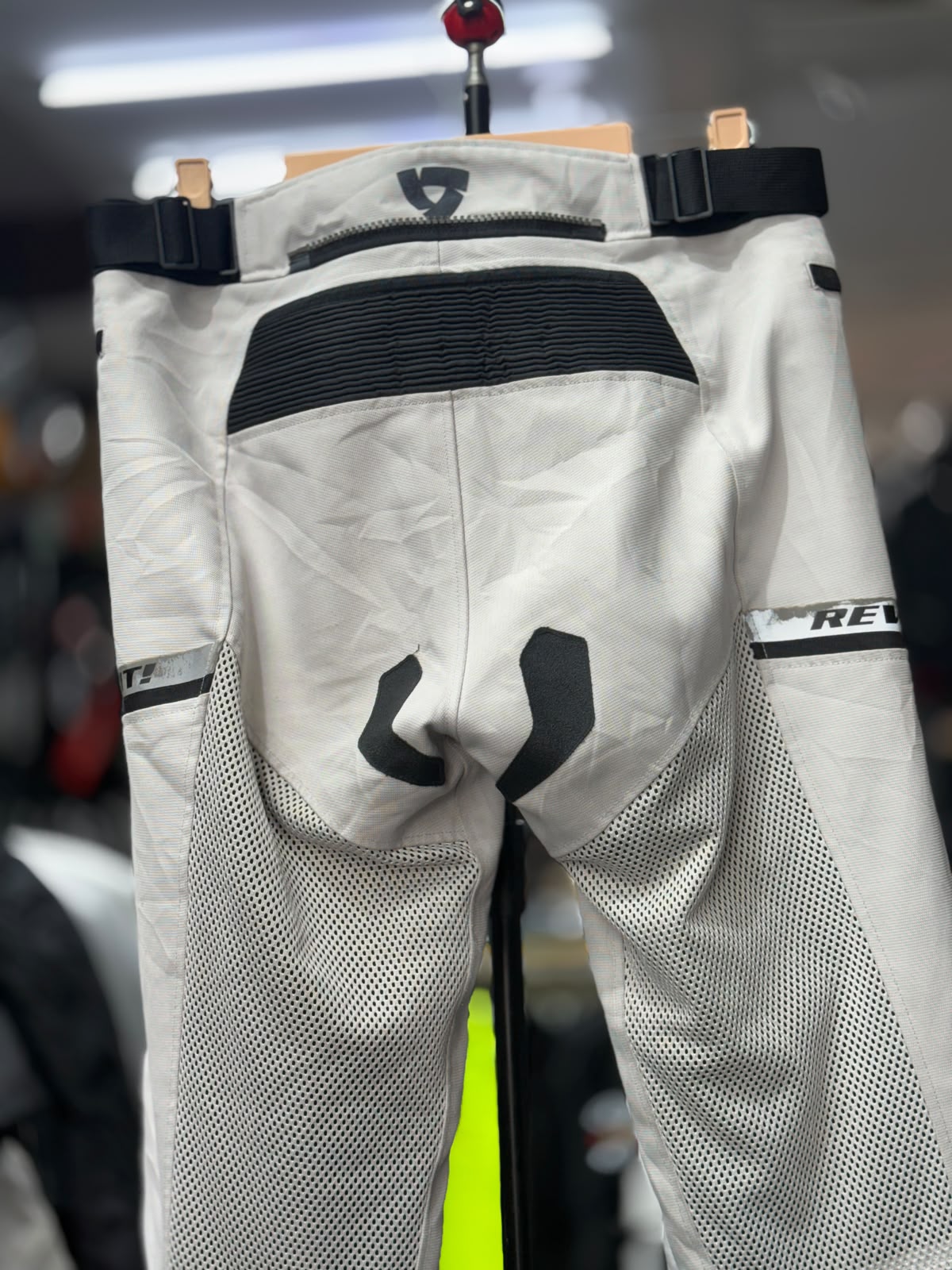 Revit Mesh Air Riding Pant With Level 2 Protection Size 32 Waist - Image 6