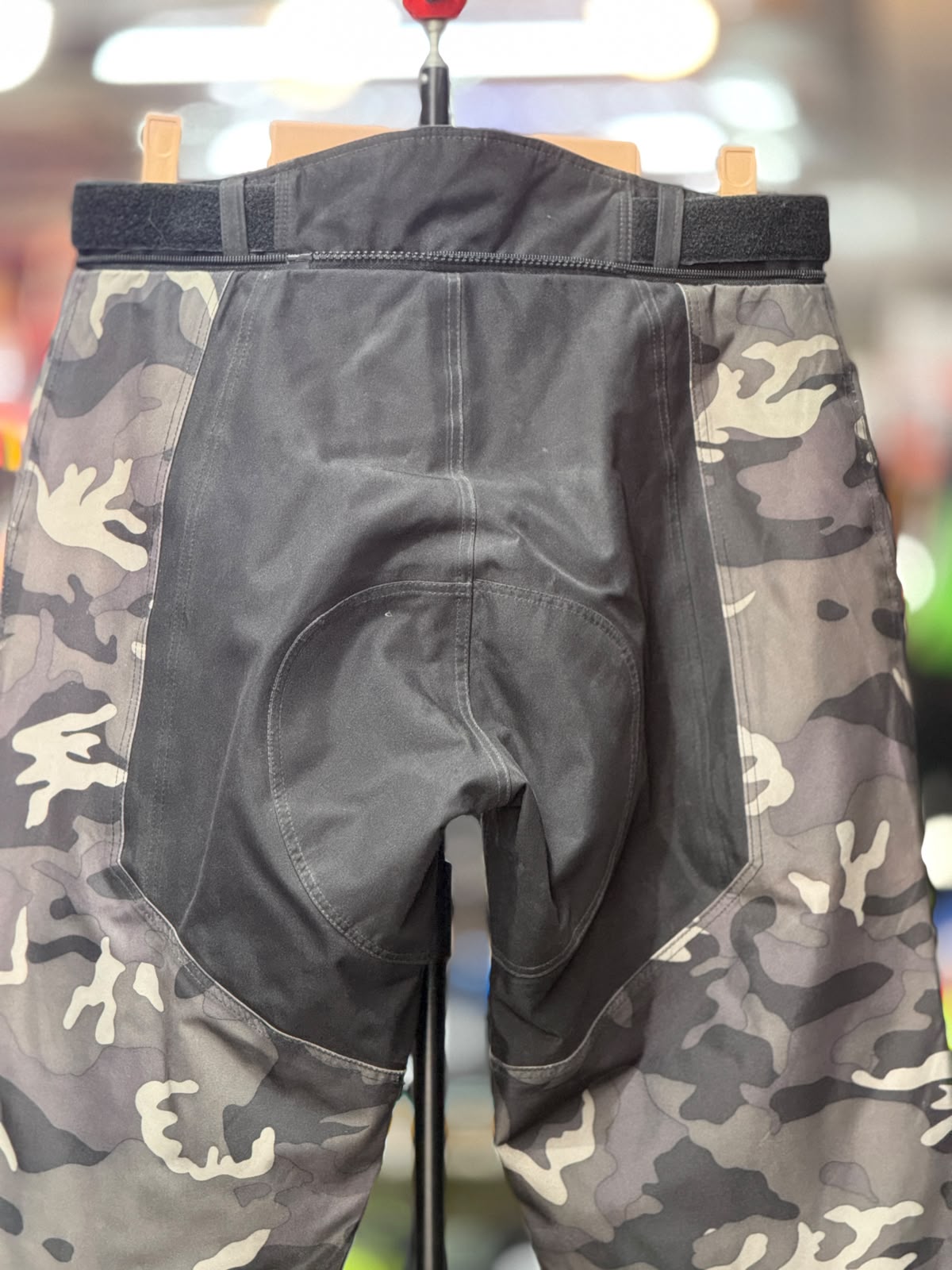 SPADA TOURING RIDING PANT WITH LEVEL 2 PROTECTION SIZE 34 WAIST - Image 4