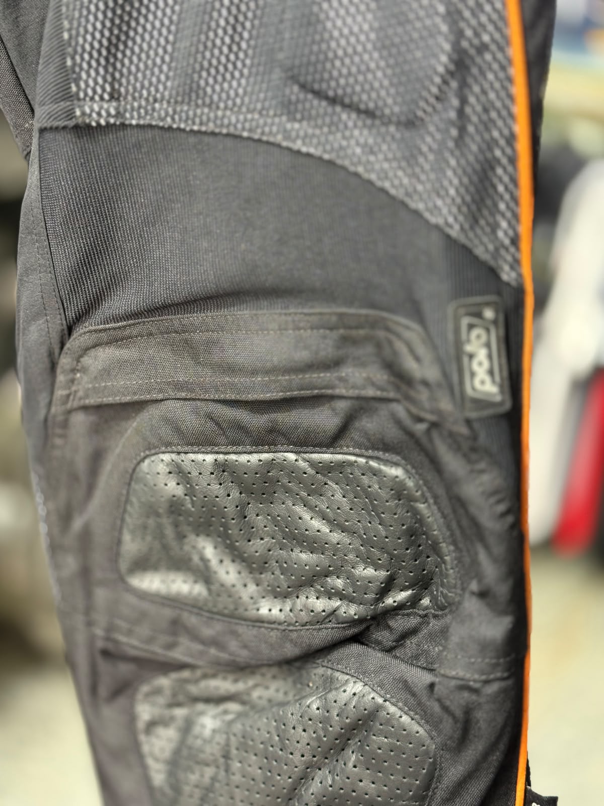FLM TOURING RIDING PANT WITH LEVEL 2 PROTECTION SIZE 34 WAIST - Image 4