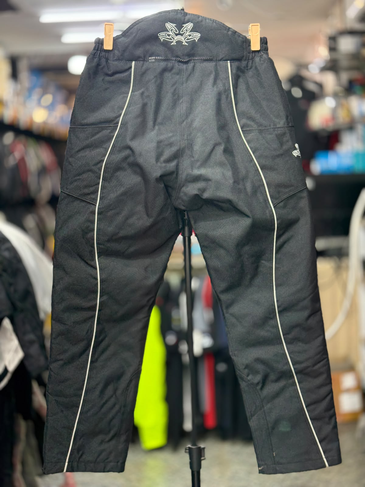 FRANK THOMAS TOURING RIDING PANT WITH LEVEL 2 PROTECTION SIZE 30 WAIST - Image 2