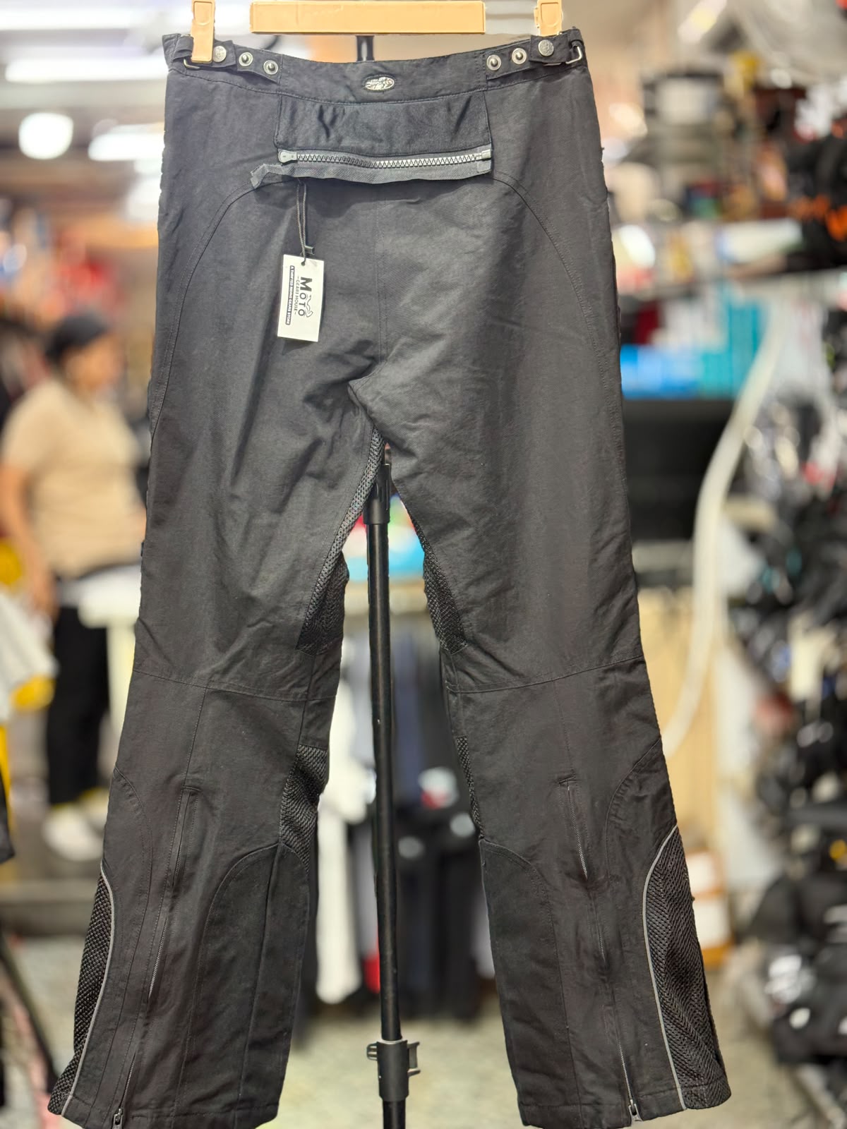 DIFI TOURING FEMALE RIDING PANT WITH LEVEL 2 PROTECTION SIZE 30 WAIST - Image 4