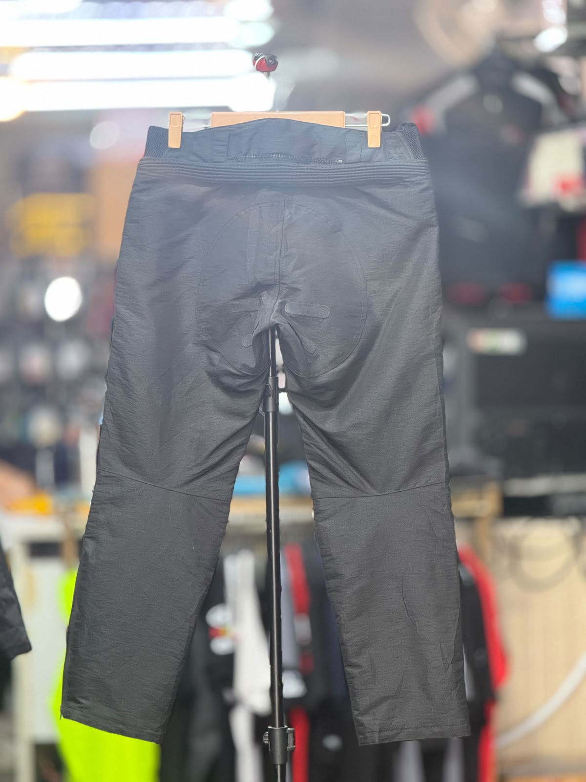 PRO BIKER TOURING RIDING PANT WITH LEVEL 2 PROTECTION SIZE 32 WAIST - Image 2
