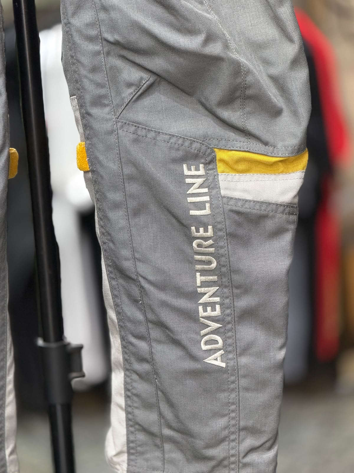POLO ADVENTURE TOURING RIDING PANT WITH LEVEL 2 PROTECTION SIZE 32 WAIST - Image 4