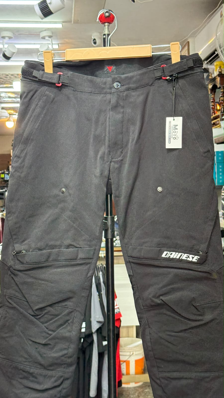 DAINESE SPR TOURING RIDING PANT WITH LEVEL 2 PROTECTION SIZE 34 WAIST - Image 4
