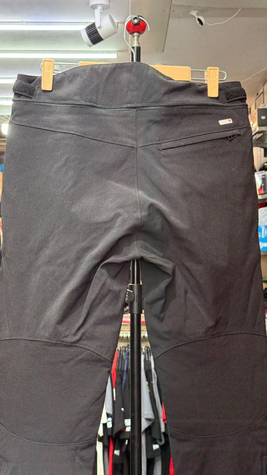 DAINESE SPR TOURING RIDING PANT WITH LEVEL 2 PROTECTION SIZE 34 WAIST - Image 3