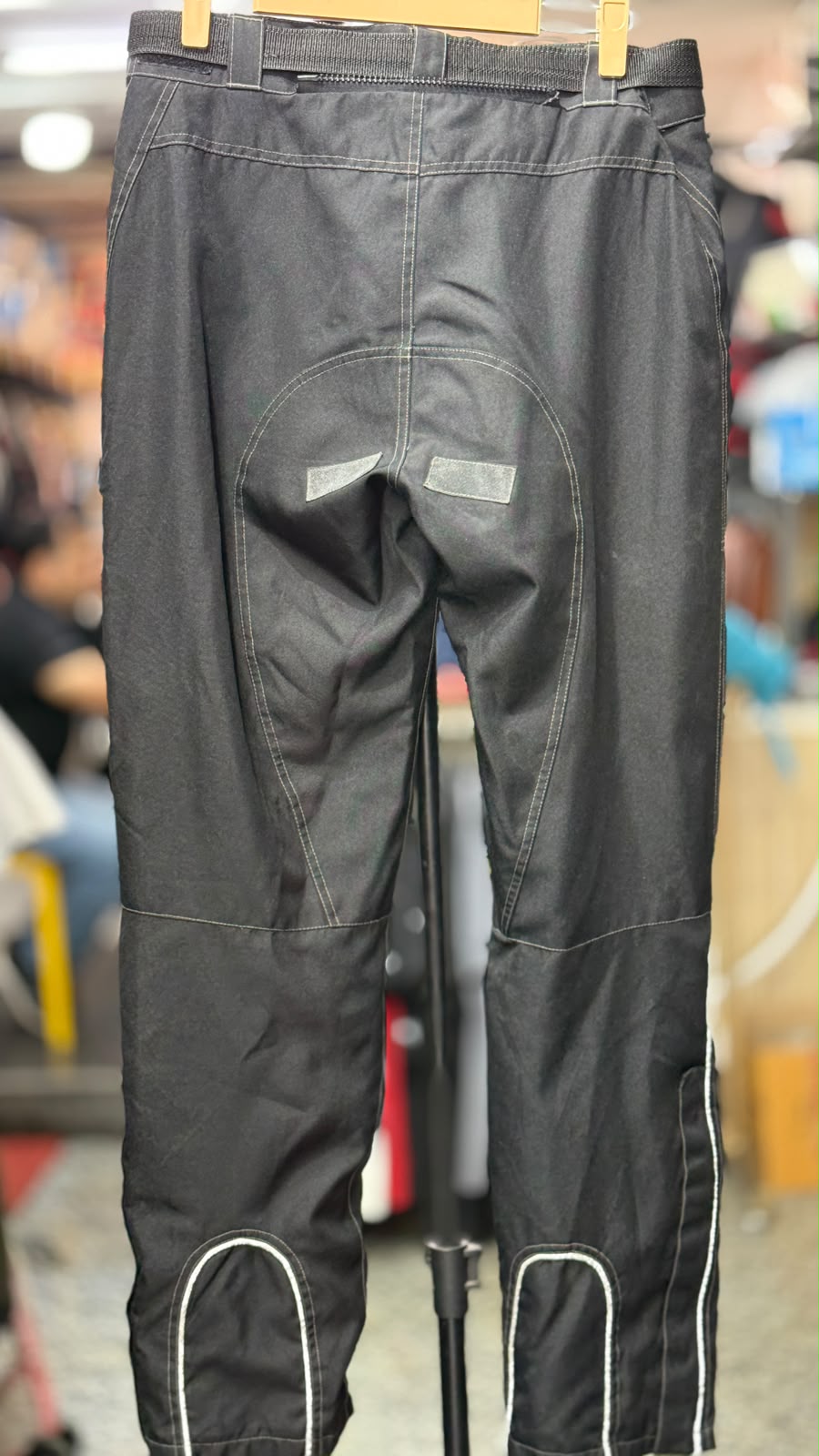 POLO TOURING RIDING PANT WITH LEVEL 2 PROTECTION SIZE 34 WAIST - Image 6