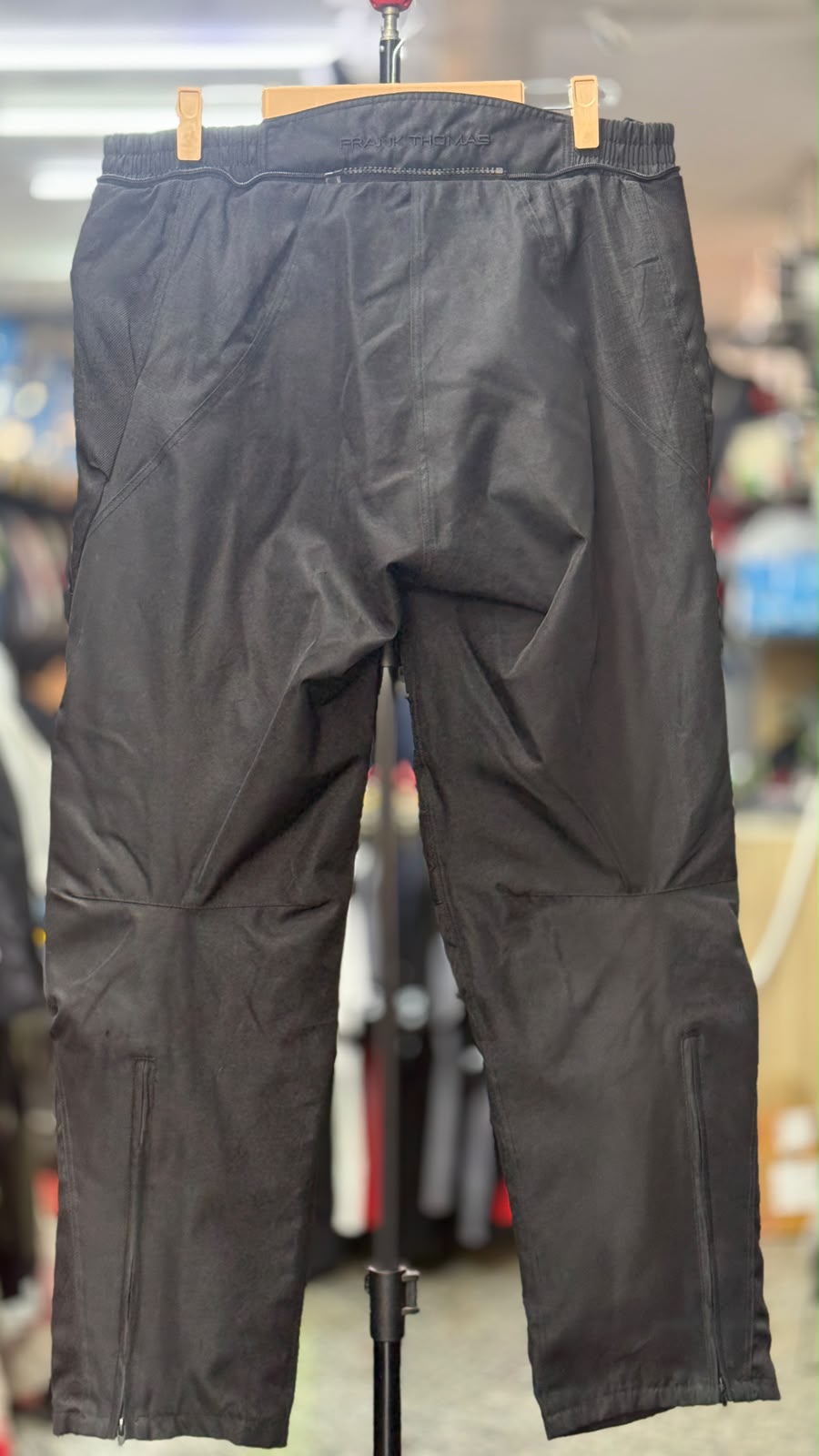 FRANK THOMAS TOURING RIDING PANT WITH LEVEL 2 PROTECTION SIZE 36 WAIST - Image 4