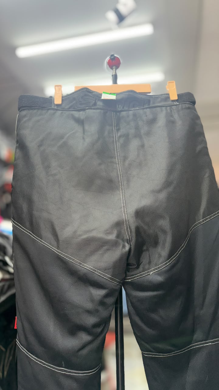 SEDICI TOURING RIDING PANT WITH LEVEL 2 PROTECTION SIZE 36 WAIST - Image 2