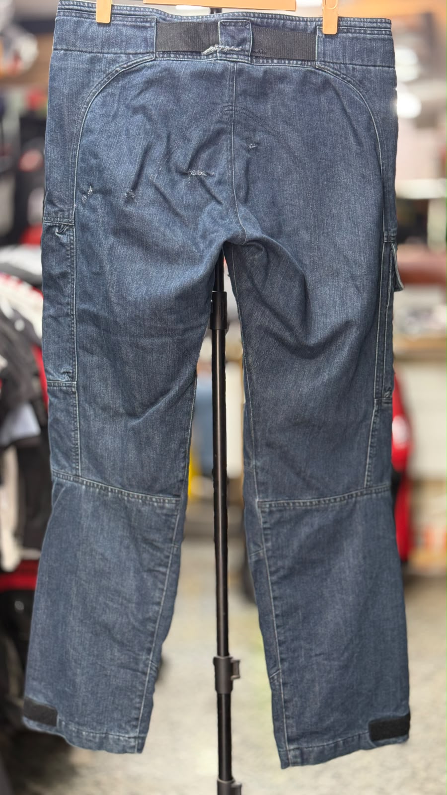 BMW MOTERRAD TOURING RIDING DENIM PANT WITH LEVEL 2 PROTECTION SIZE 36 WAIST - Image 2