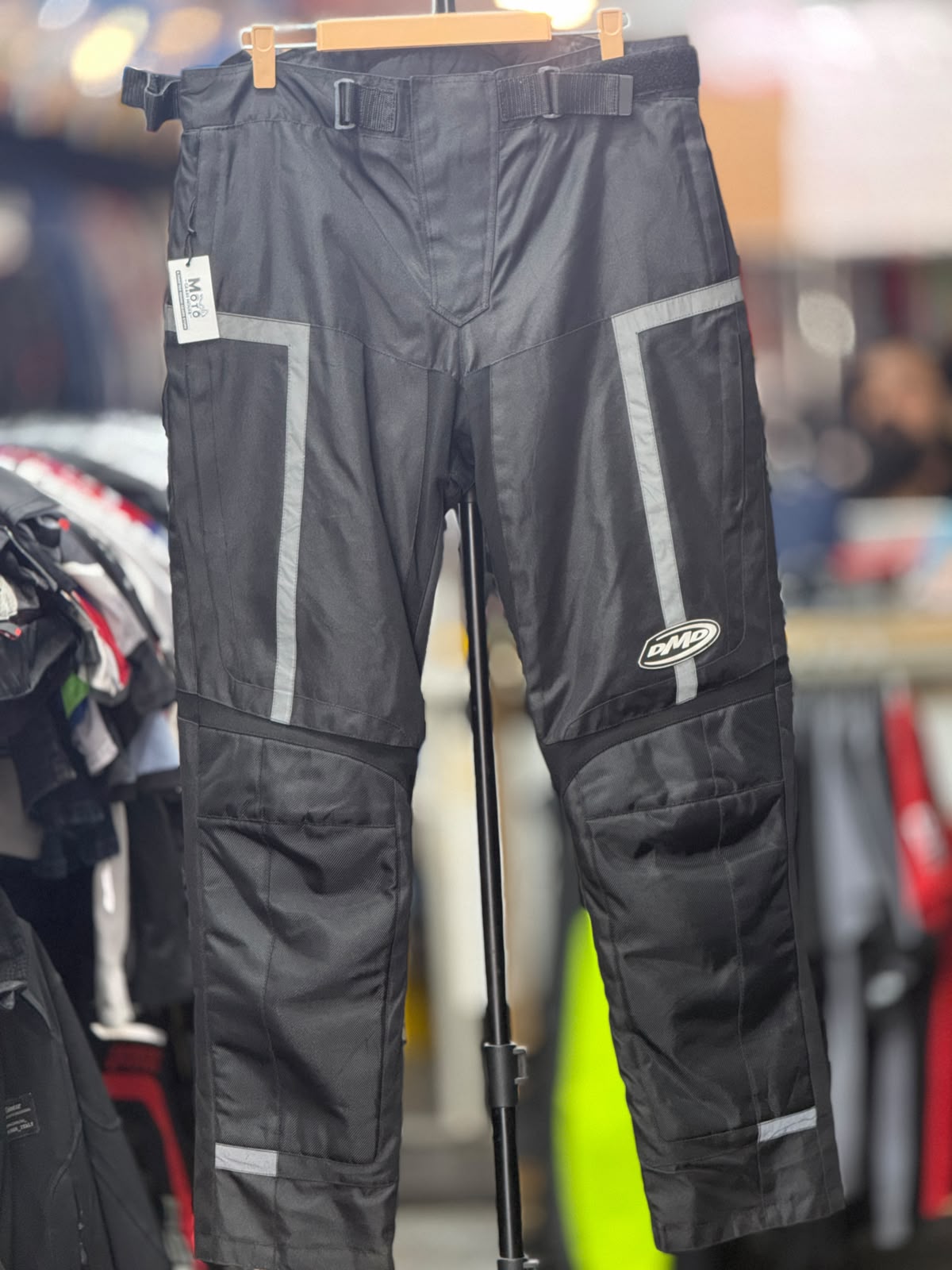 DMD TOURING RIDING PANT WITH LEVEL 2 PROTECTION SIZE 36 WAIST