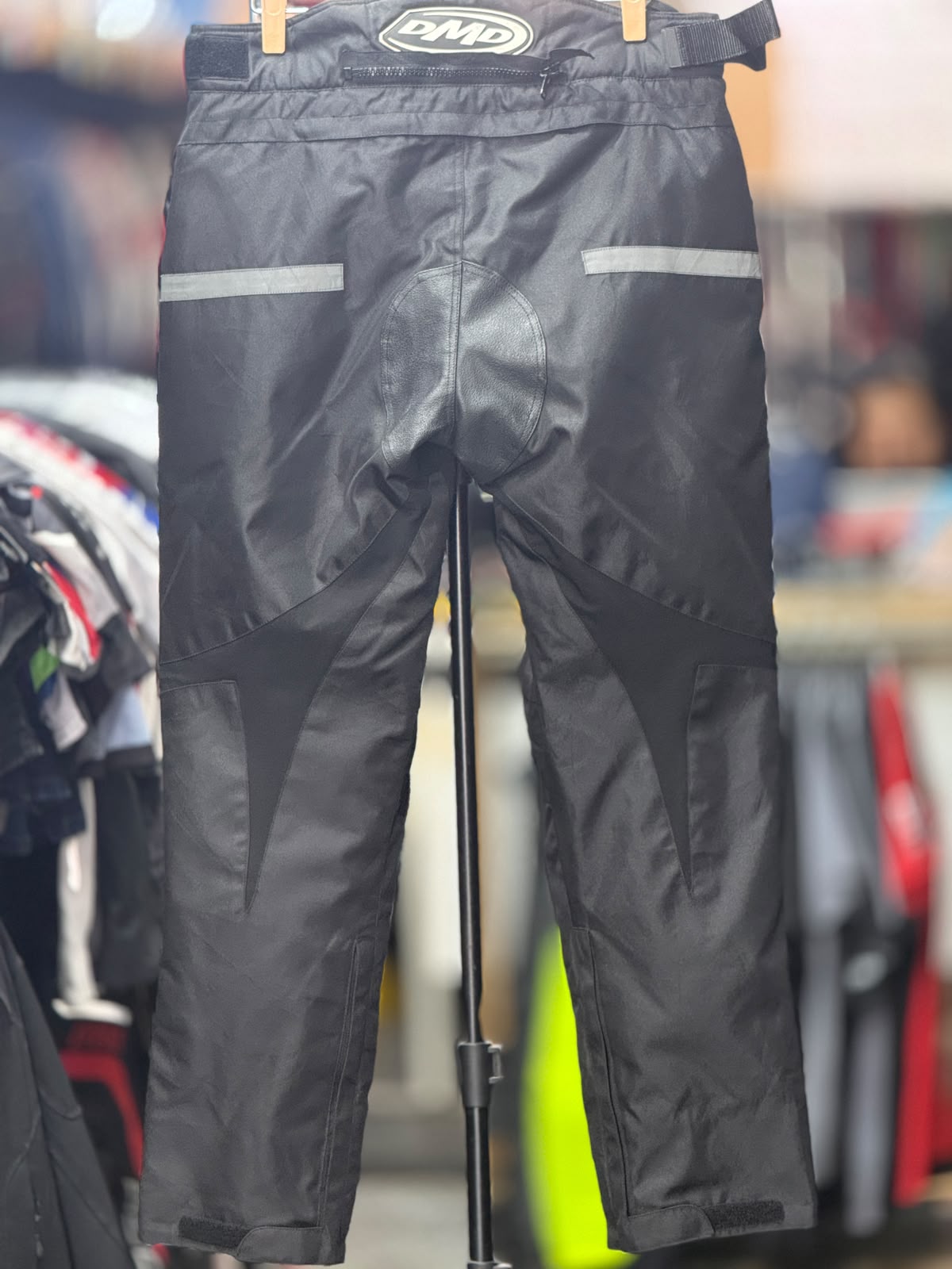 DMD TOURING RIDING PANT WITH LEVEL 2 PROTECTION SIZE 36 WAIST - Image 6