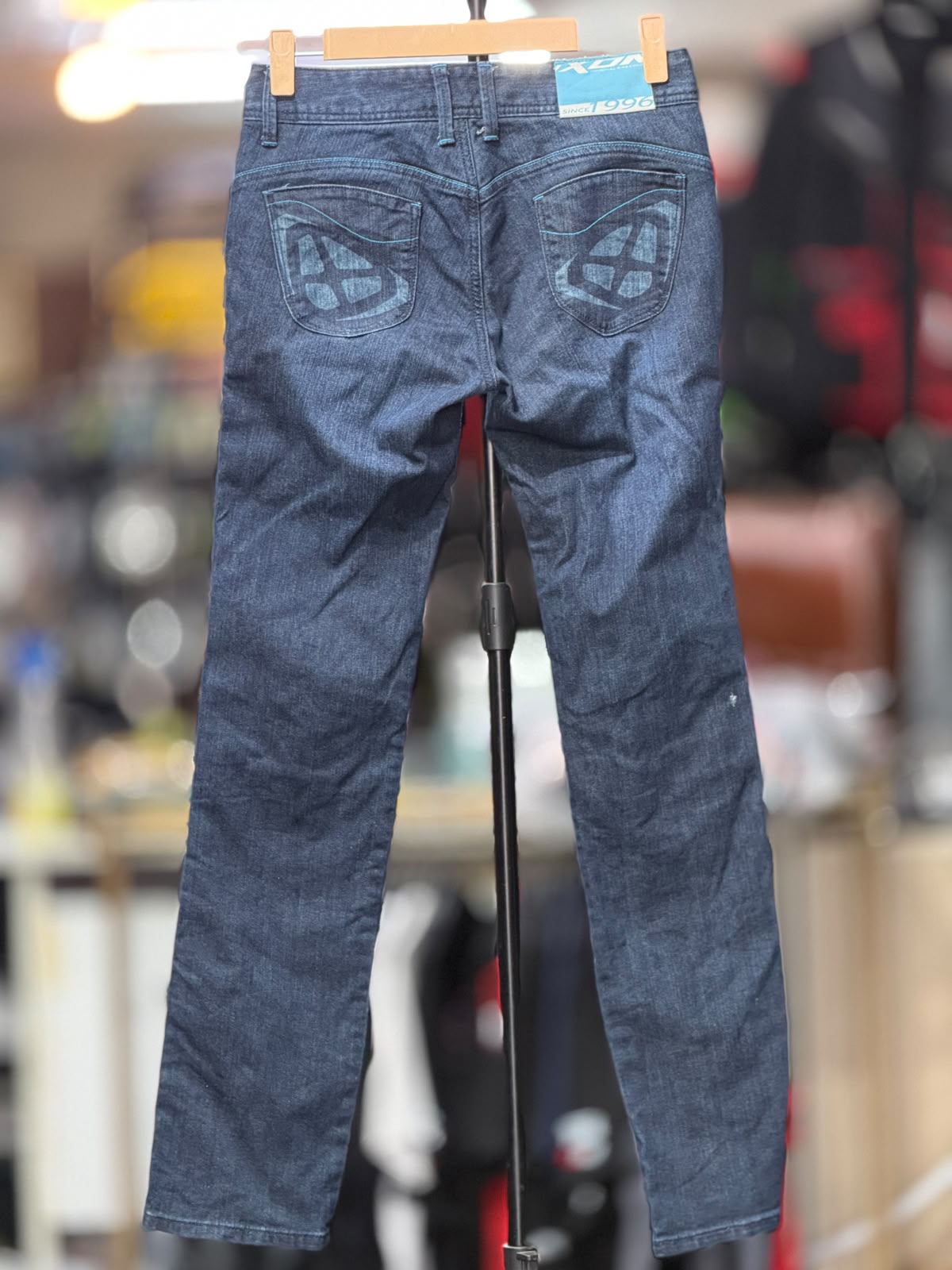 IXON RIDING DENIM PANT WITH LEVEL 2 PROTECTION SIZE 28 WAIST - Image 4