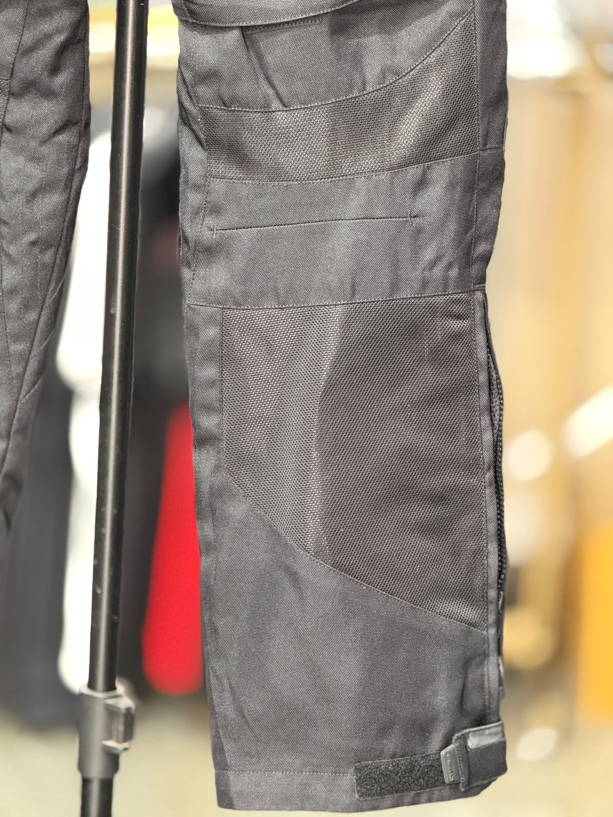HELD TOURING RIDING PANT WITH LEVEL 2 PROTECTION SIZE 28 WAIST - Image 7