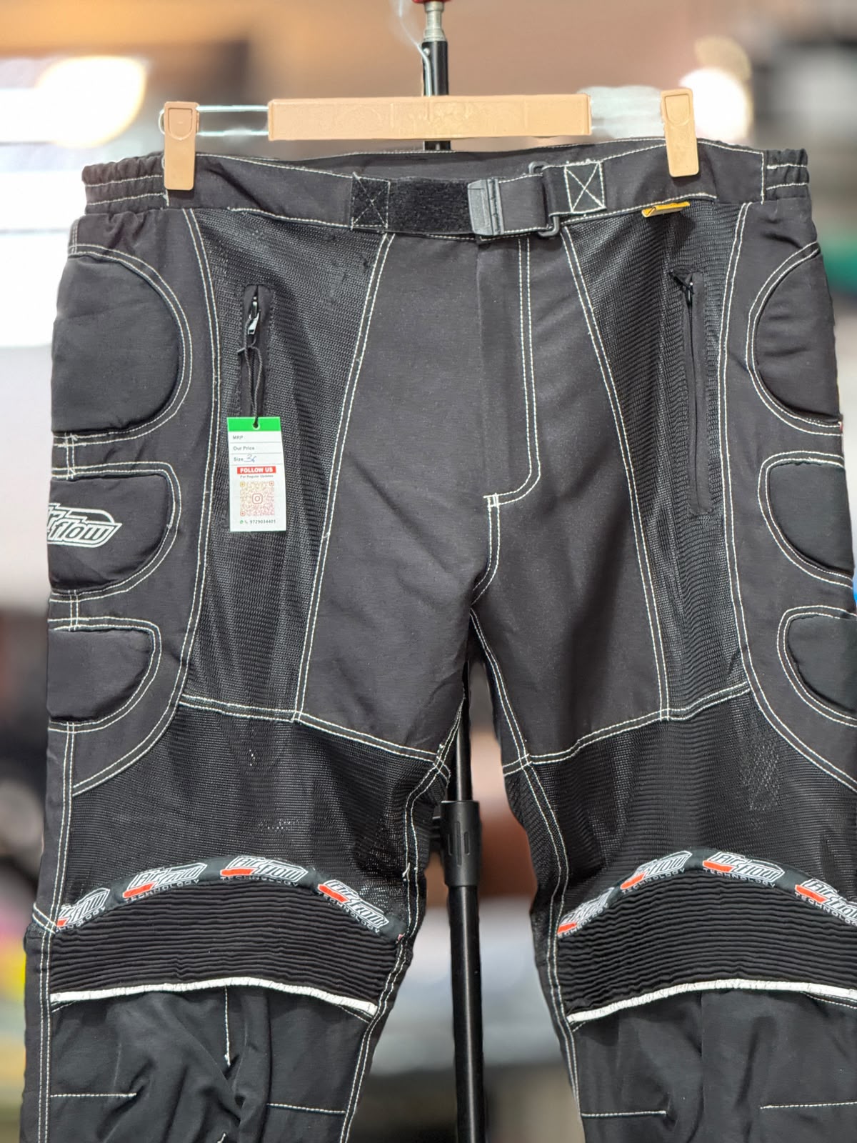 FLOW MESH RIDING PANT WITH LEVEL 2 PROTECTION SIZE 36 WAIST - Image 2
