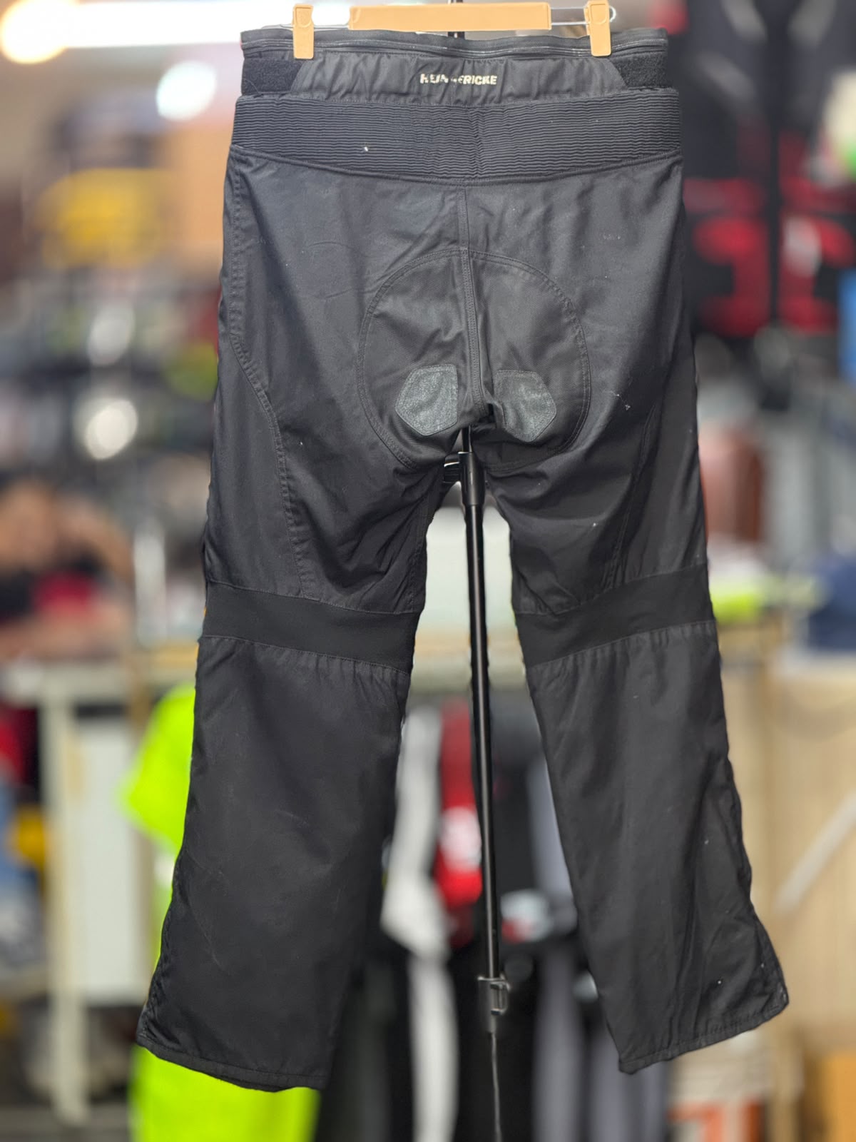 HEIN GERICKE TOURING RIDING PANT WITH LEVEL 2 PROTECTION SIZE 38 WAIST - Image 2