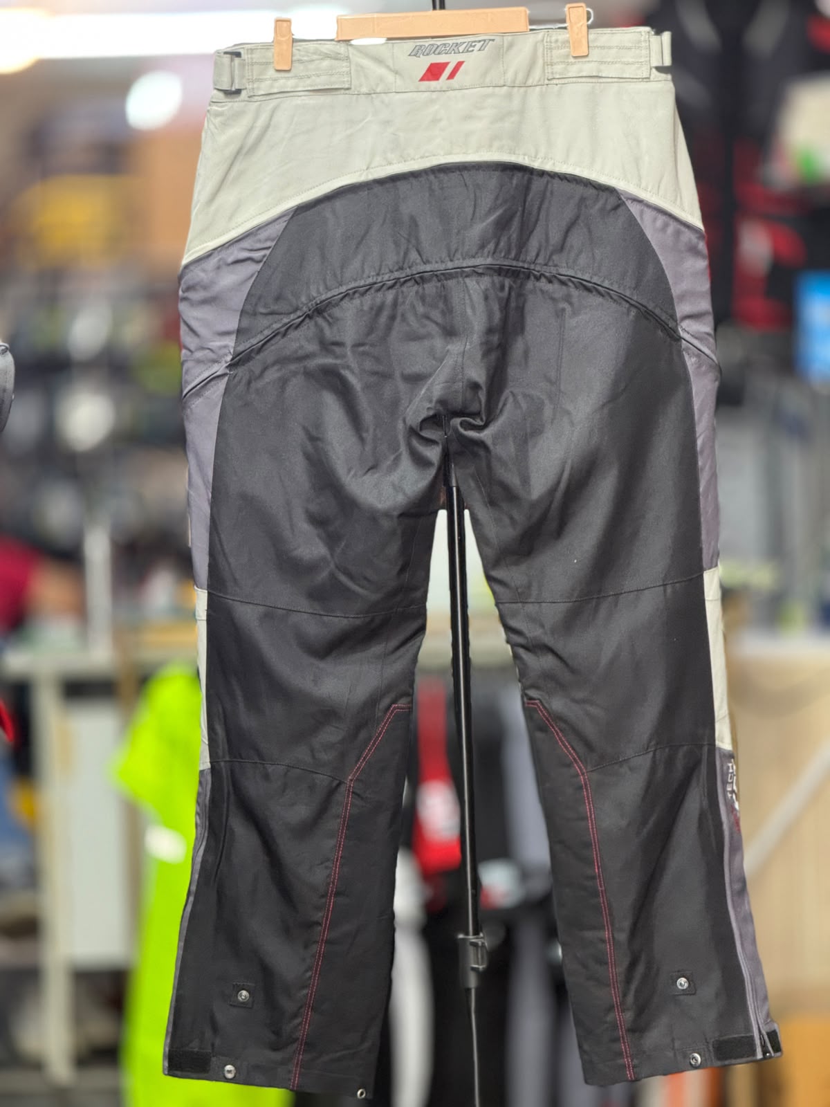 JOE ROCKET TOURING RIDING PANT WITH LEVEL 2 PROTECTION SIZE 38 WAIST - Image 4