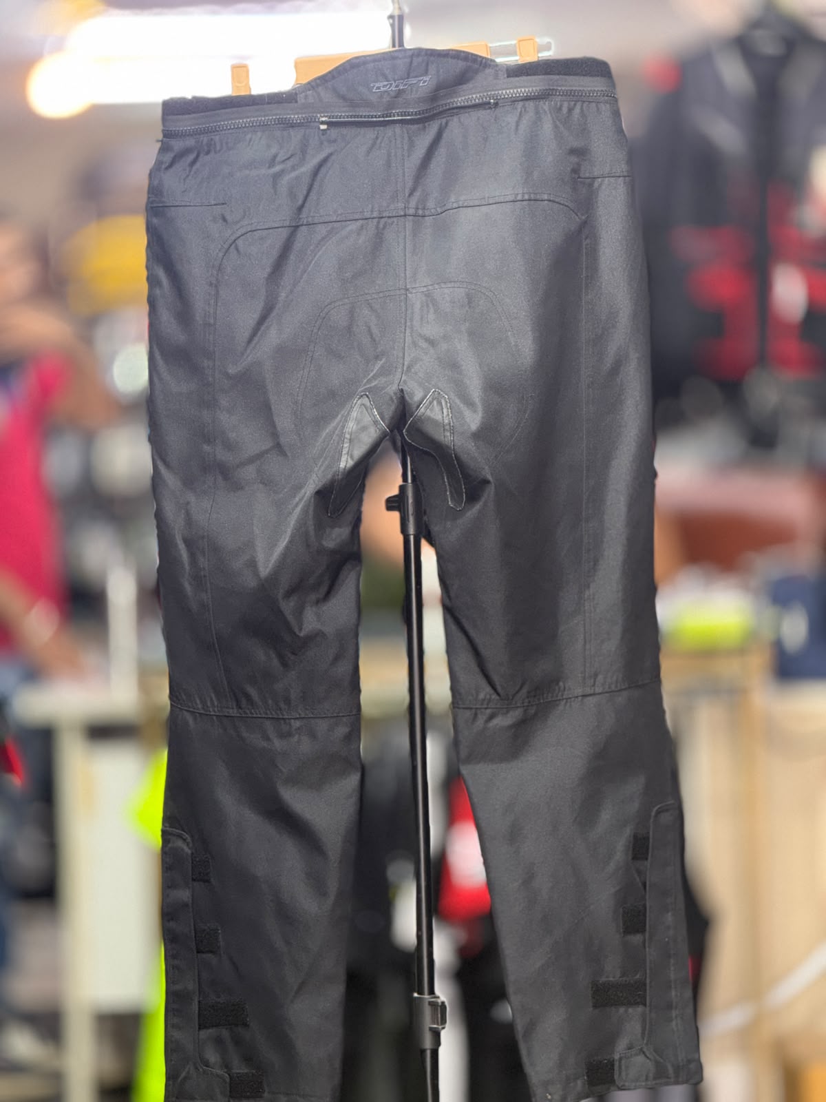 DIFI TOURING RIDING PANT WITH LEVEL 2 PROTECTION SIZE 38 WAIST - Image 2